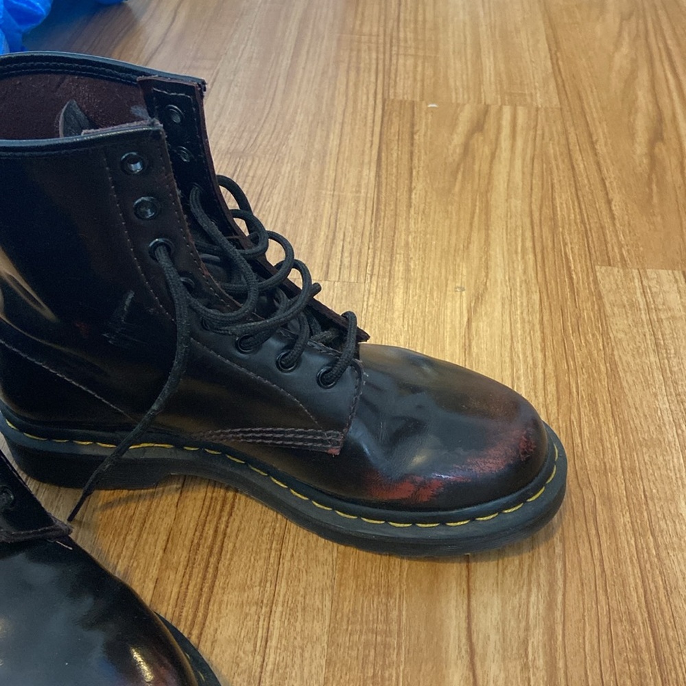 1460 Dr Marten Lace up Boots - Picture 5 of 7